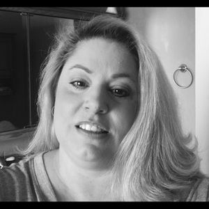 Meet your Posher, Cheryl